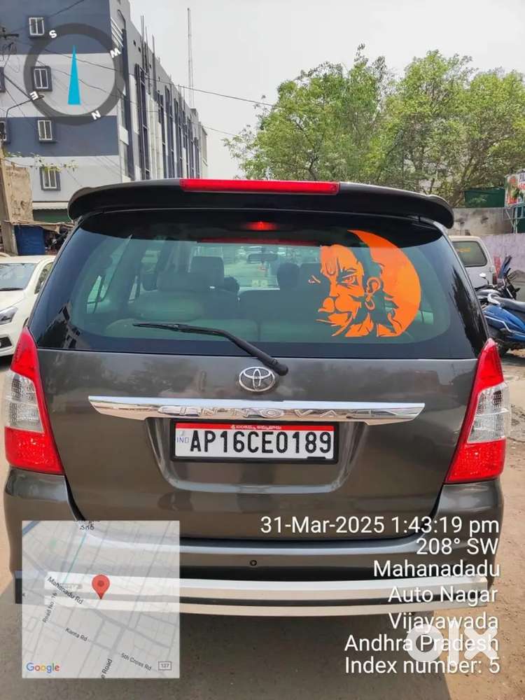Toyota Innova 2012 Car