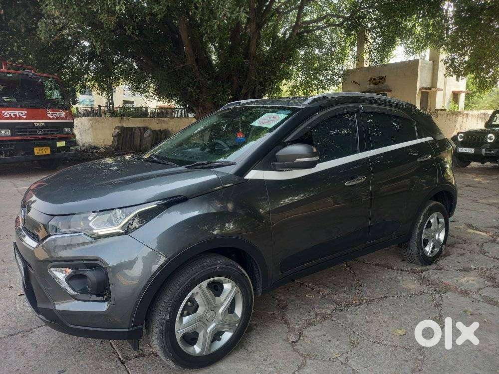 Tata Nexon 1.5 Revotorq Xm Plus (s), 2023, Diesel