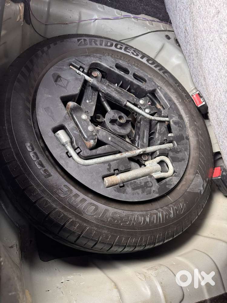 Mahindra Kuv 100 2016-2017 Mfalcon G80 K4, 2017, Petrol