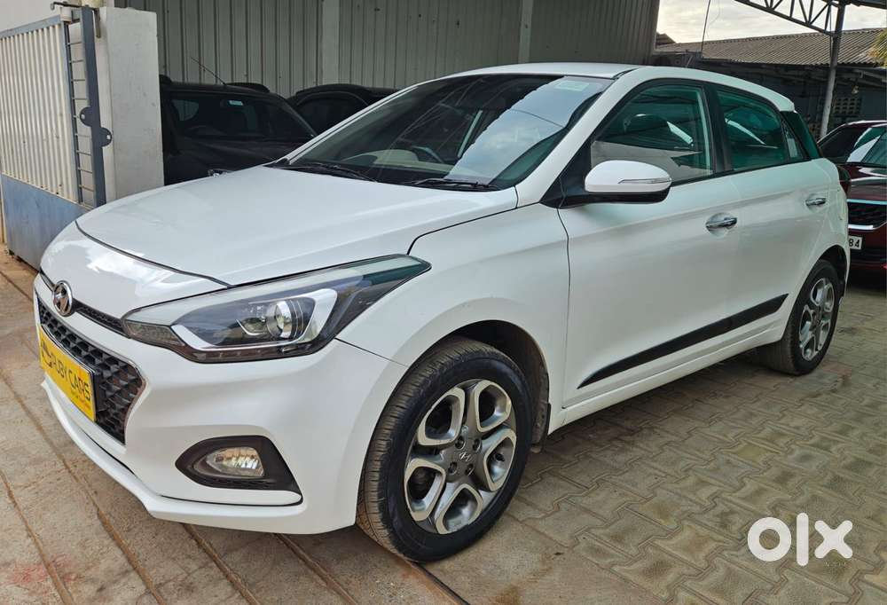 Hyundai Elite I20 1.2 Asta (o) Cvt, 2019, Petrol