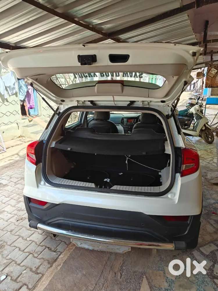 Mahindra Xuv300 2023 Petrol Manual