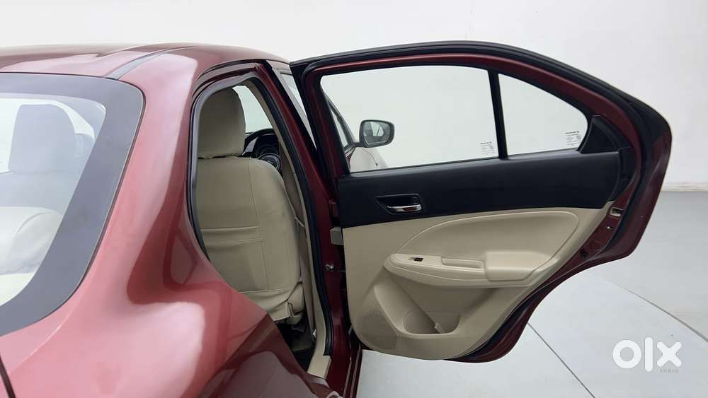 Maruti Suzuki Dzire 1.2 Vxi, 2017, Petrol