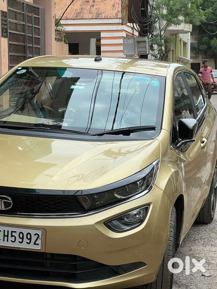 Tata Altroz Petrol 2020 ,18000 Km Driven , All Ganuine , Urgent Sell