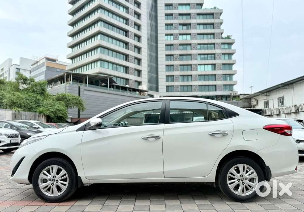 Toyota Yaris Vx Cvt, 2019, Petrol