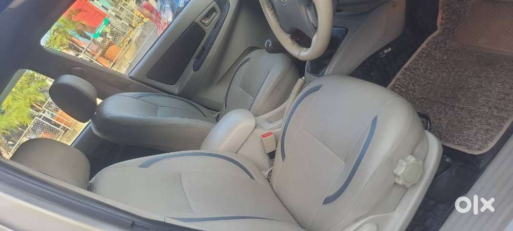 Toyota Innova 2.5 G (diesel) 8 Seater, 2012, Diesel