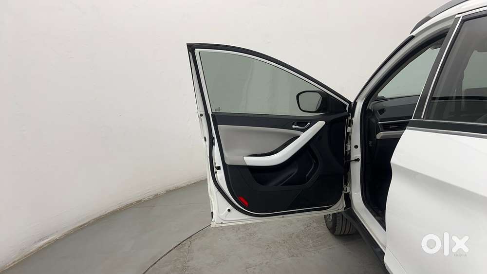 Tata Nexon Creative Plus S 1.2 Revotron Petrol 6 Amt, 2023, Petrol