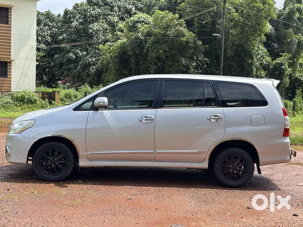 Toyota Innova 2.5 Vx (diesel) 8 Seater, 2014, Diesel