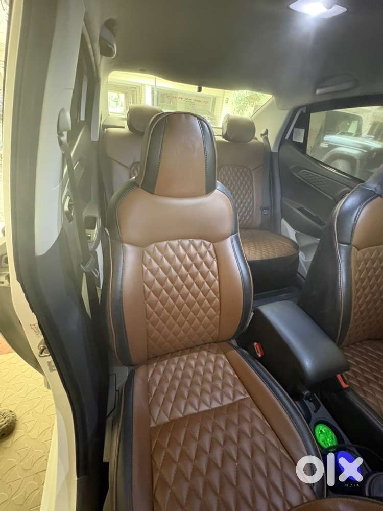 Hyundai Aura 1.2 Mt Cng + Petrol