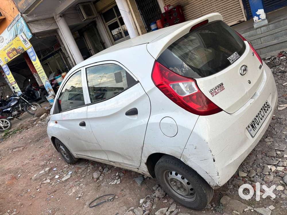 Hyundai Eon Era +, 2022, Petrol
