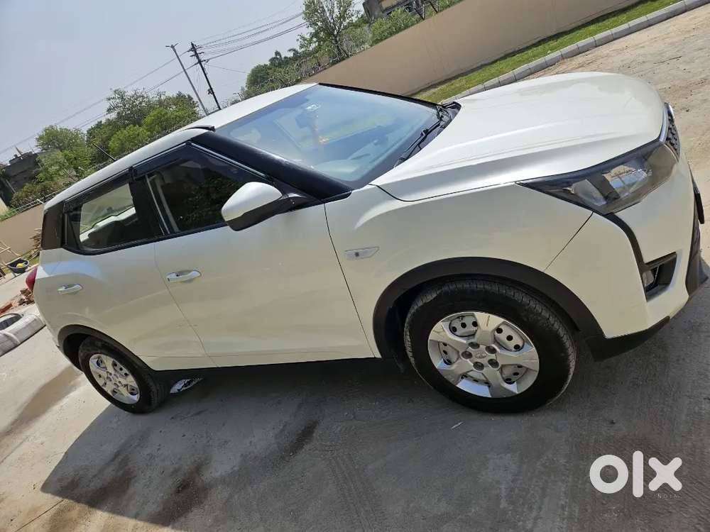 Mahindra Xuv300 2019 Diesel Well Maintained