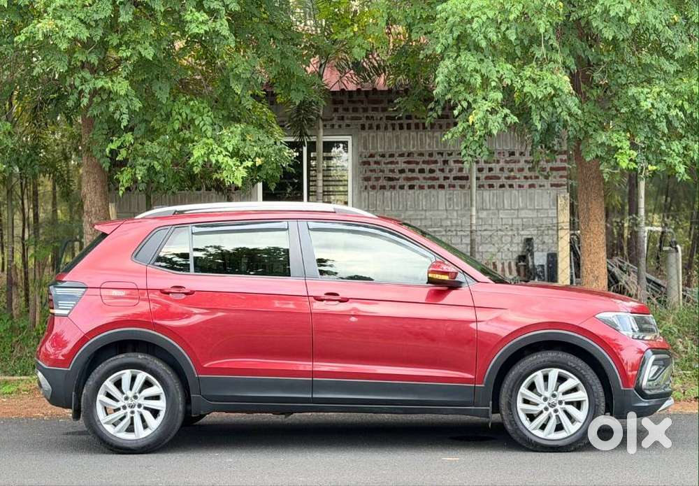 Volkswagen Tiguan, 2021, Petrol