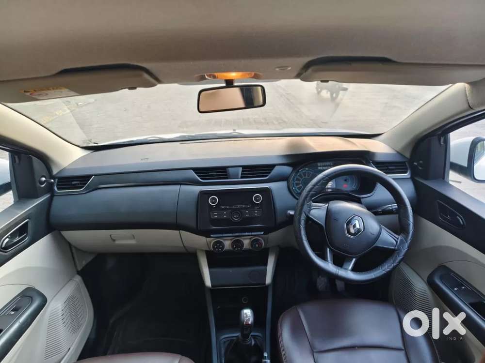 Renault Triber Rxl, 2022, Petrol