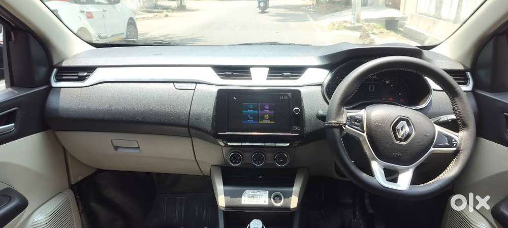 Renault Triber Rxz, 2022, Petrol