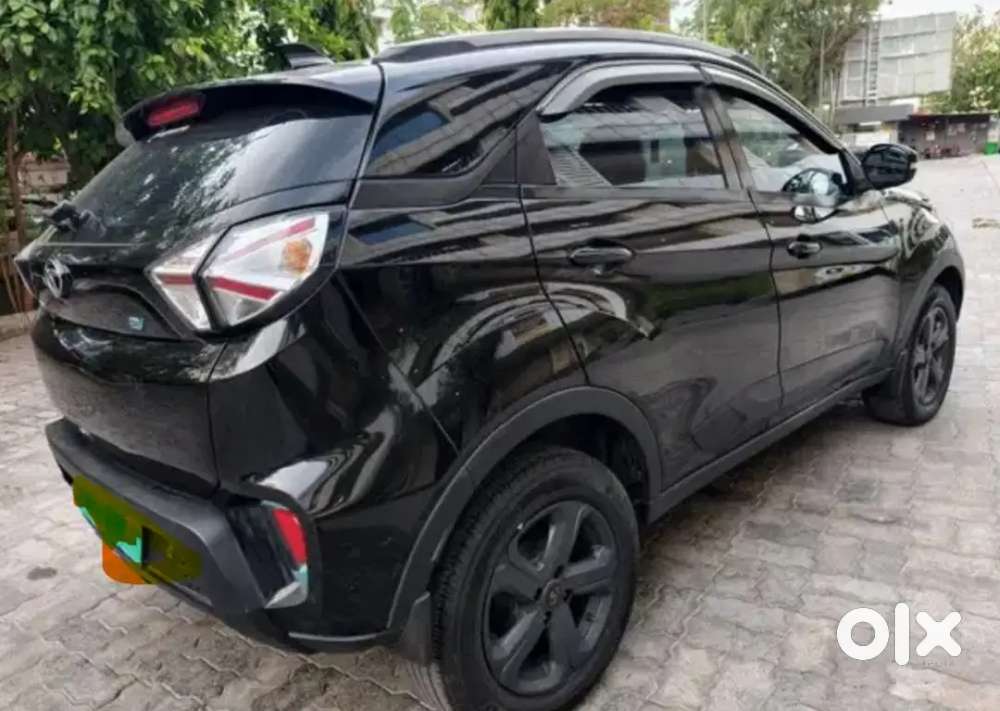 Tata Nexon Ev Sunroof Top Model