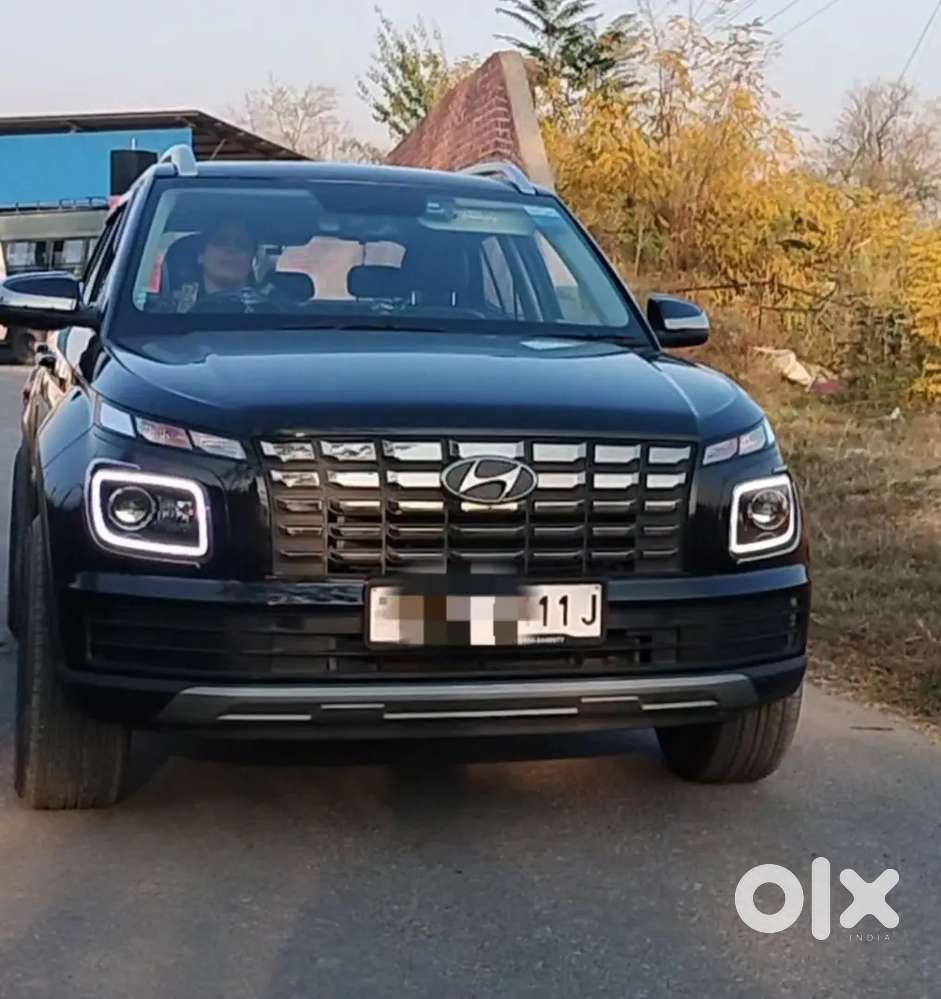 Hyundai Venue 1.2 Petrol 2024