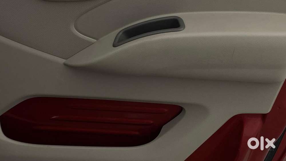 Datsun Redigo T Option, 2017, Petrol