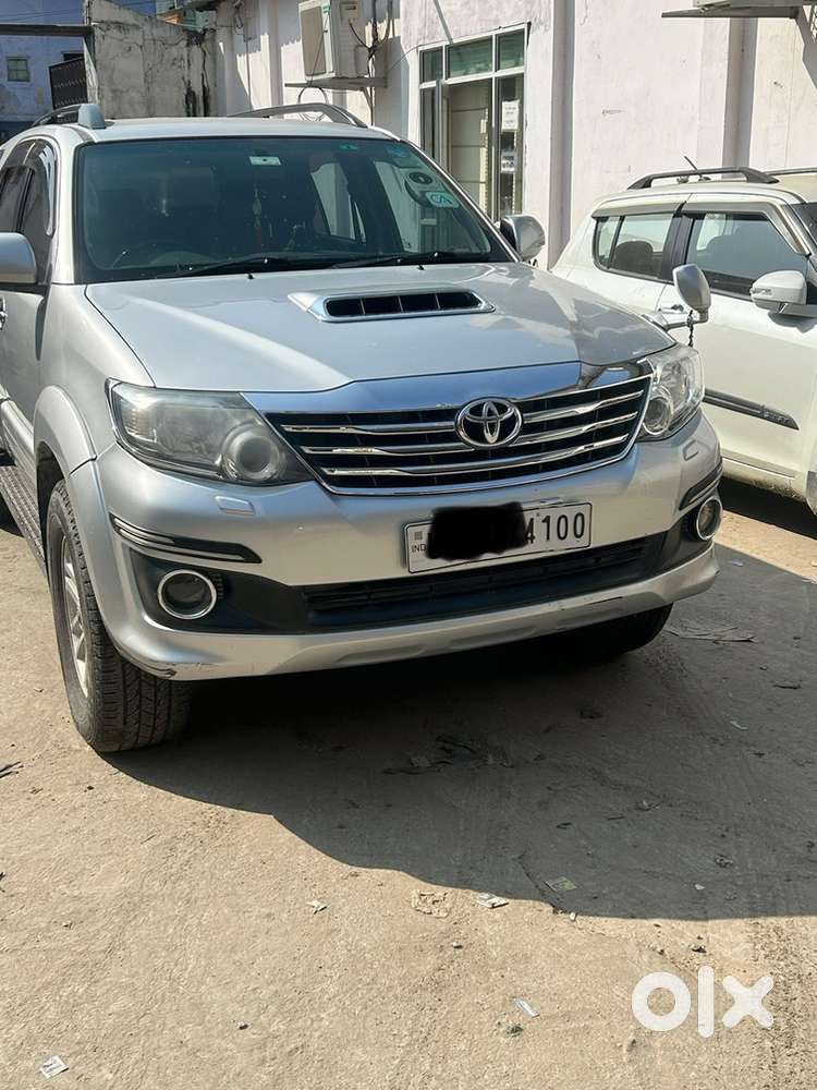 Toyota Fortuner 2014 Diesel 70000 Km Driven