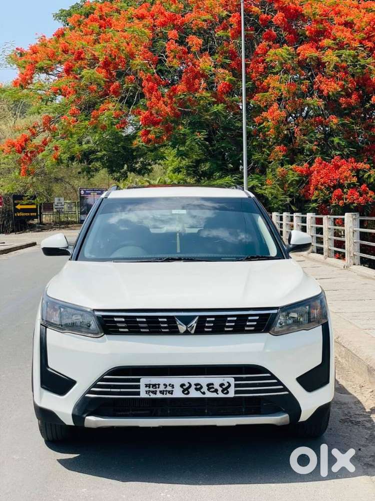 Mahindra Xuv300 W8, 2022, Petrol