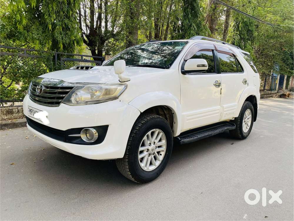 Toyota Fortuner 3.0 Sportivo 4x2 Mt, 2015, Diesel