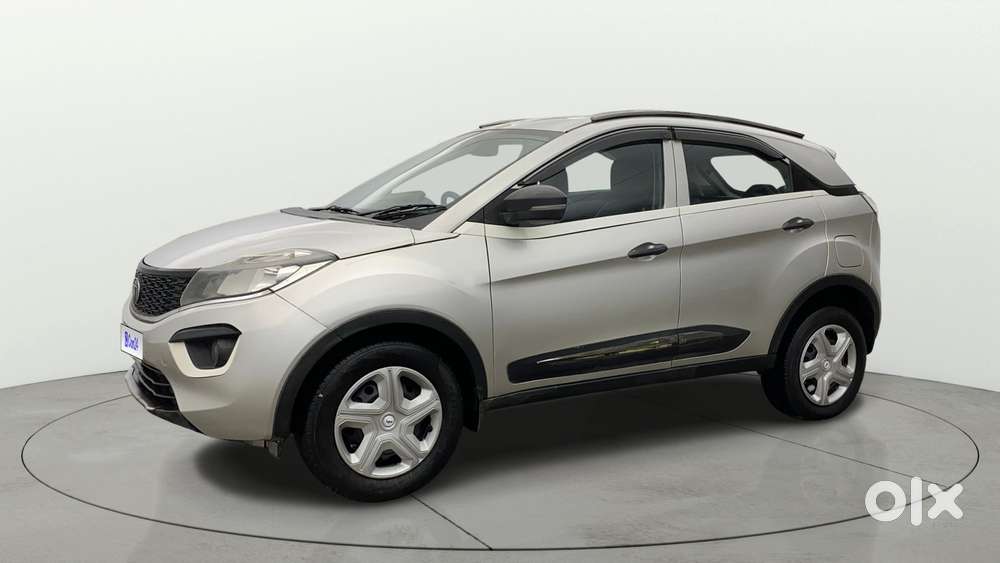 Tata Nexon 1.2 Revotron Xma, 2018, Petrol