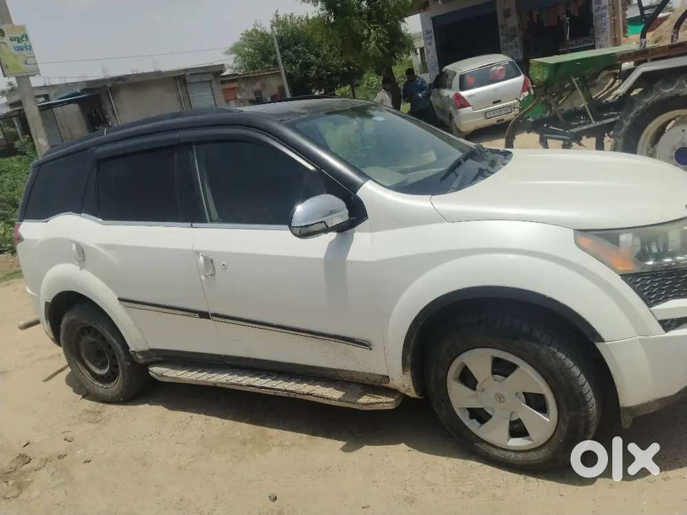 Mahindra Xuv500 2015 Diesel 120000 Km Driven