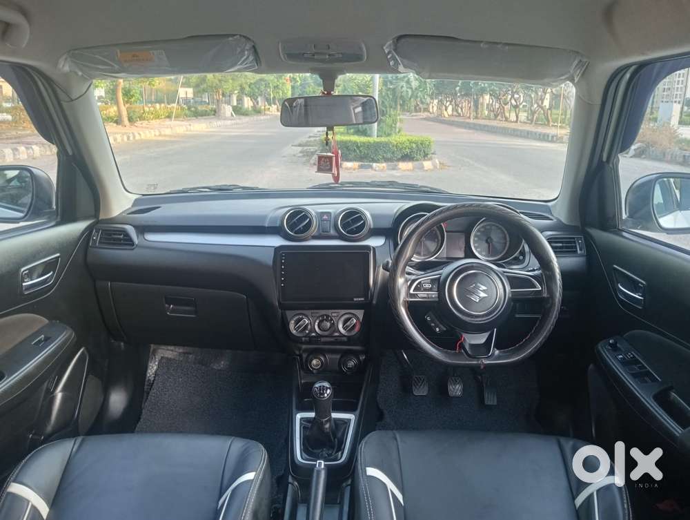 Maruti Suzuki Swift Vxi + Manual, 2023, Petrol
