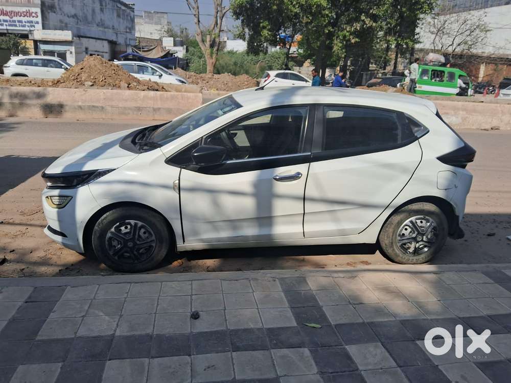 Tata Altroz 1.5 Xe Plus Diesel, 2023, Diesel