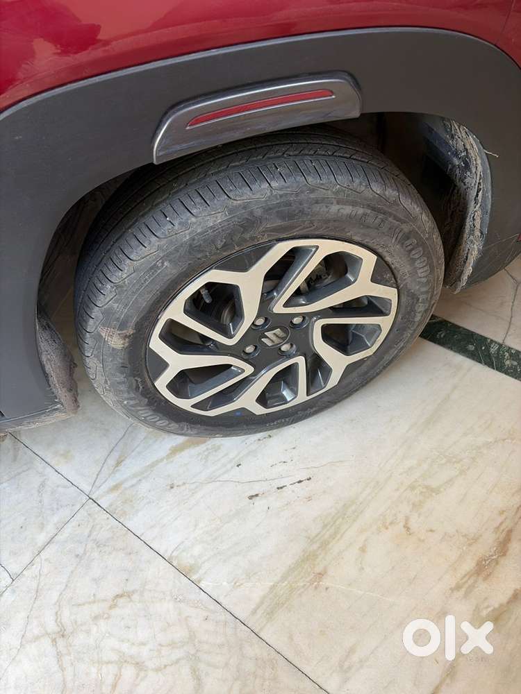 Maruti Suzuki Fronx Petrol 2024