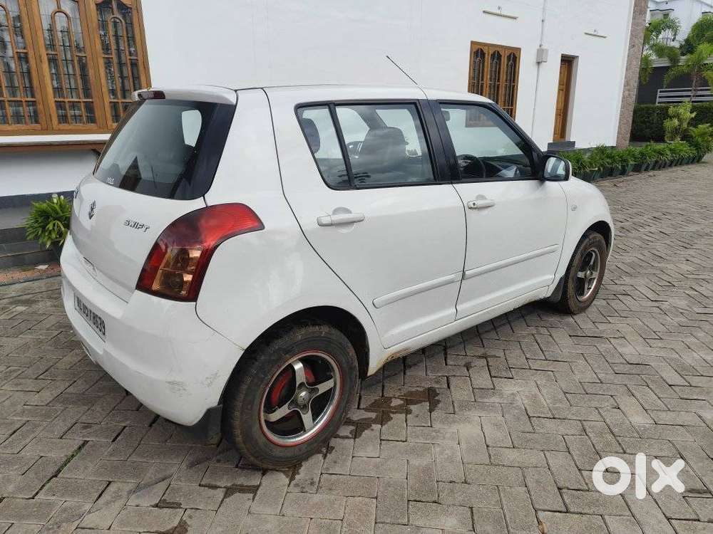 Maruti Suzuki Swift Vdi Bsiv W Abs, 2008, Petrol