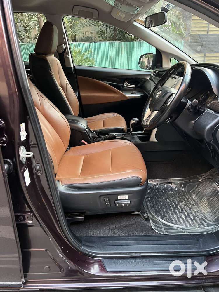 Toyota Innova Crysta