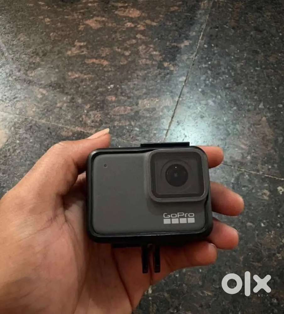 GoPro7 Black 4K30 Action Camera &ndash;New Condition with box mount