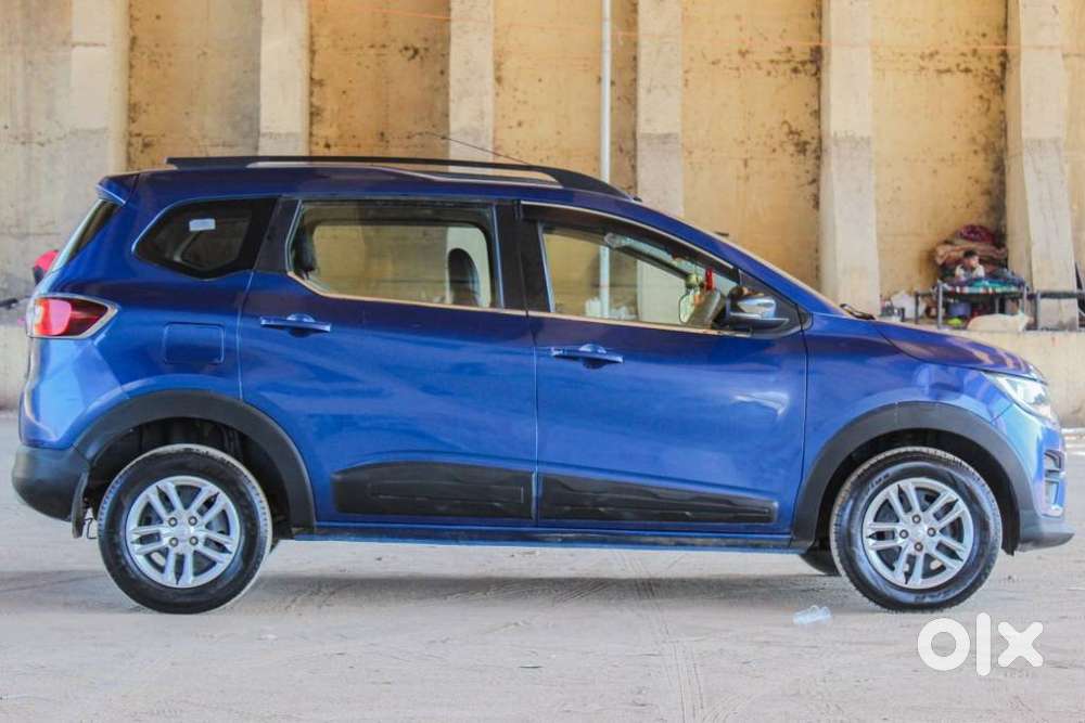 Renault Triber Rxt, 2022, Petrol