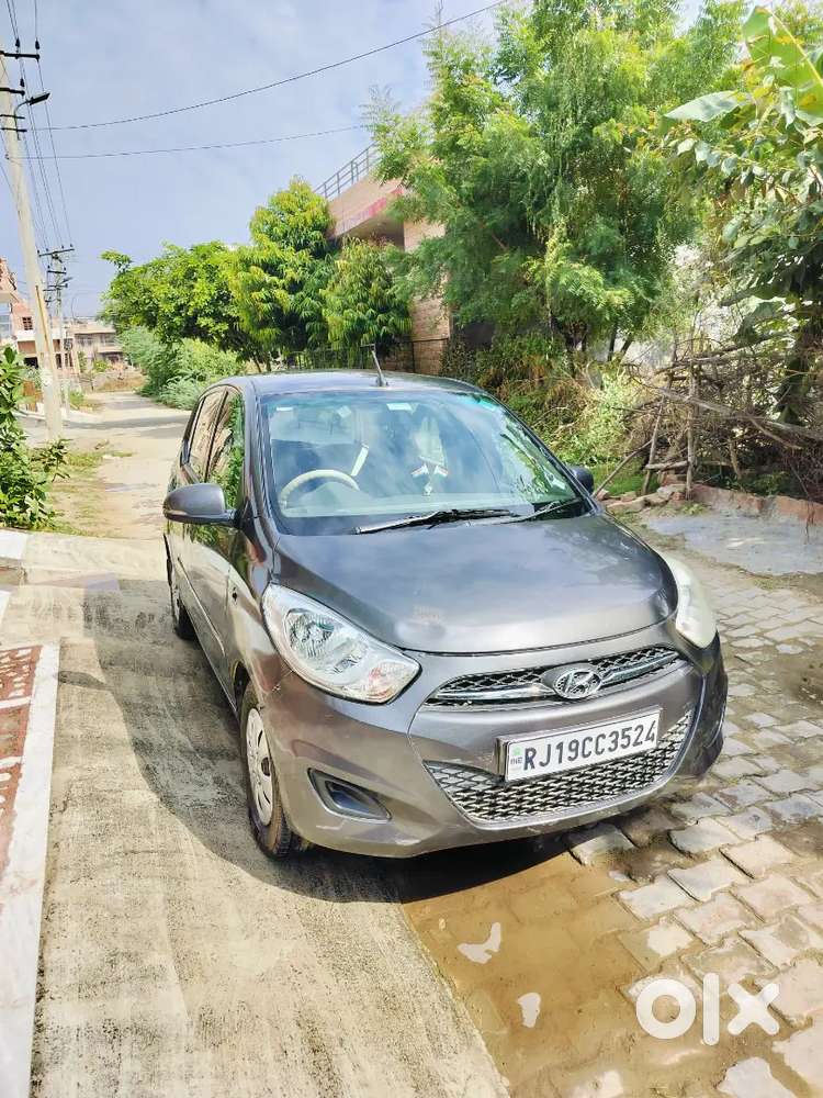 Hyundai I10 2011 Cng & Hybrids Well Maintained