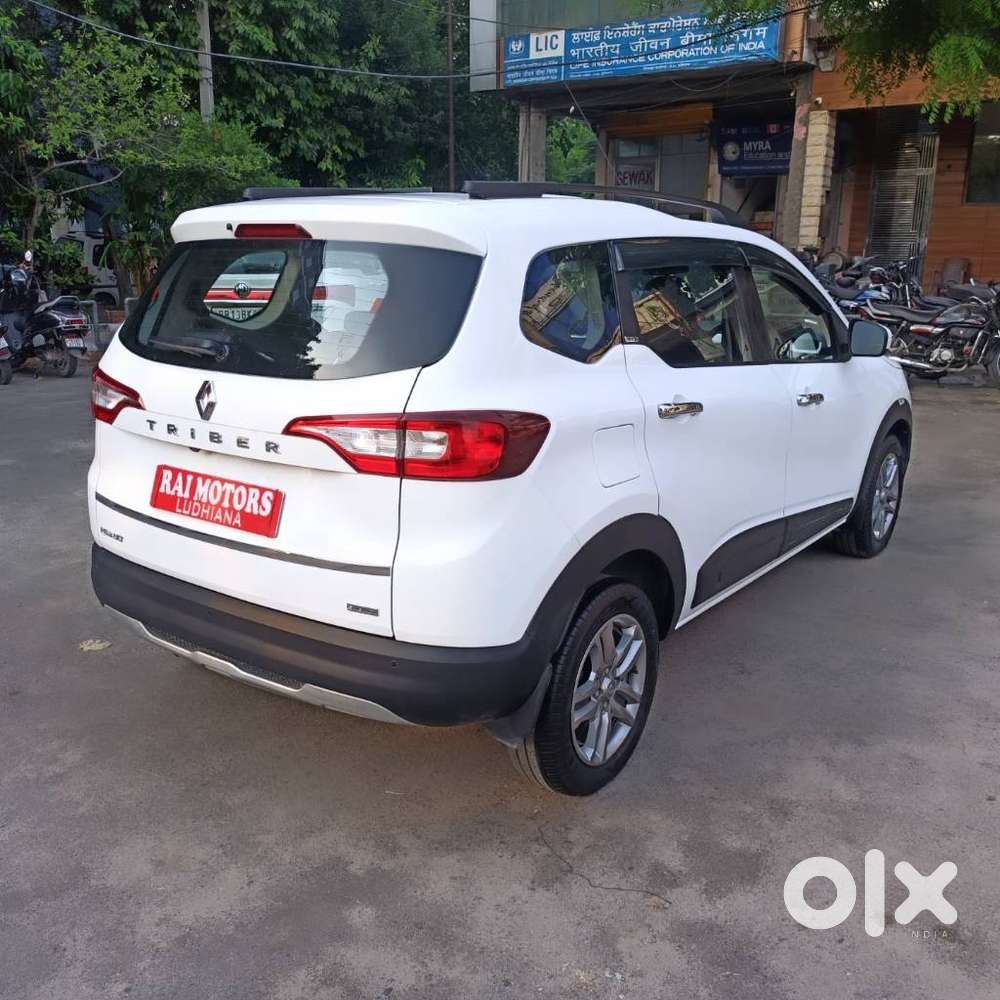 Renault Triber Rxz, 2021, Petrol