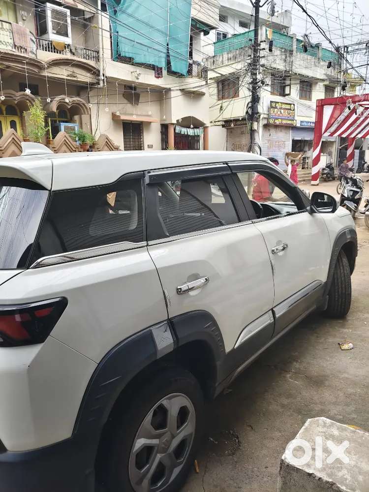 Maruti Suzuki Brezza 2023 Lxi Smart Hybrid