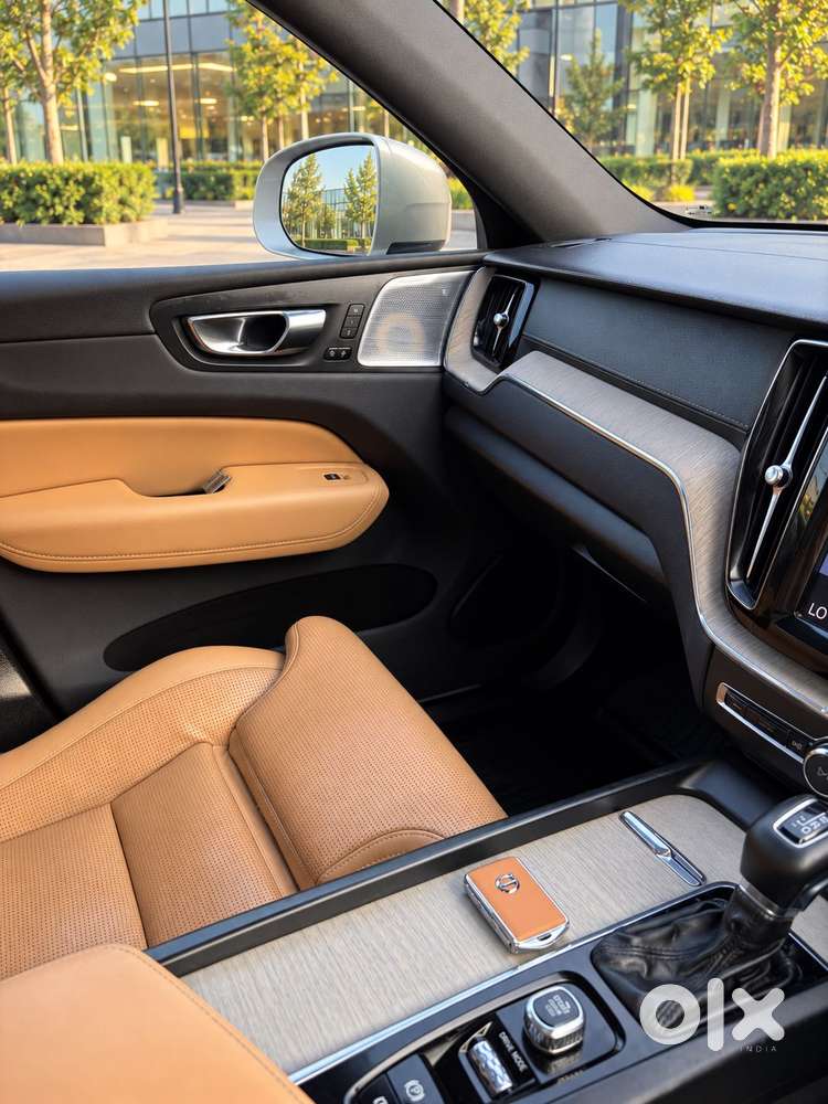 Volvo Xc60 D5 Inscription, 2019, Diesel