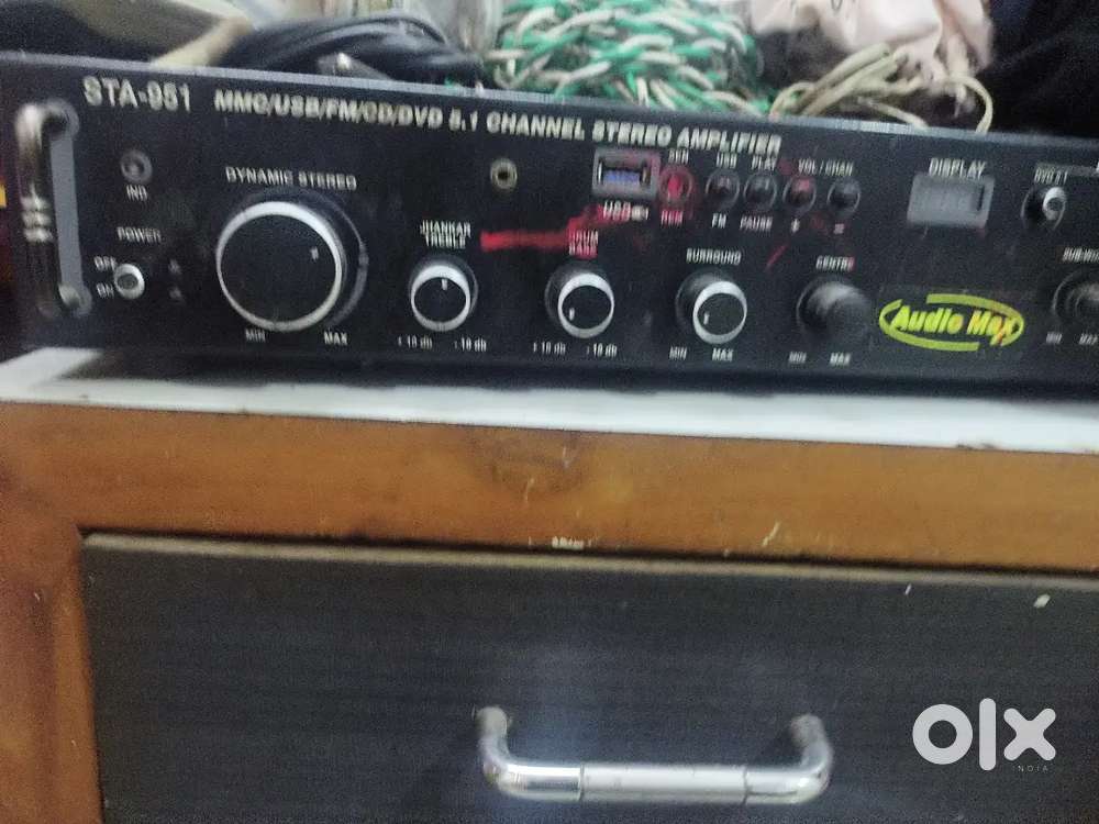 STA 9515.1 AMPLIFEIR,FM,YSB, WITH 5.1 PIONEER TOWER SPEAKERS