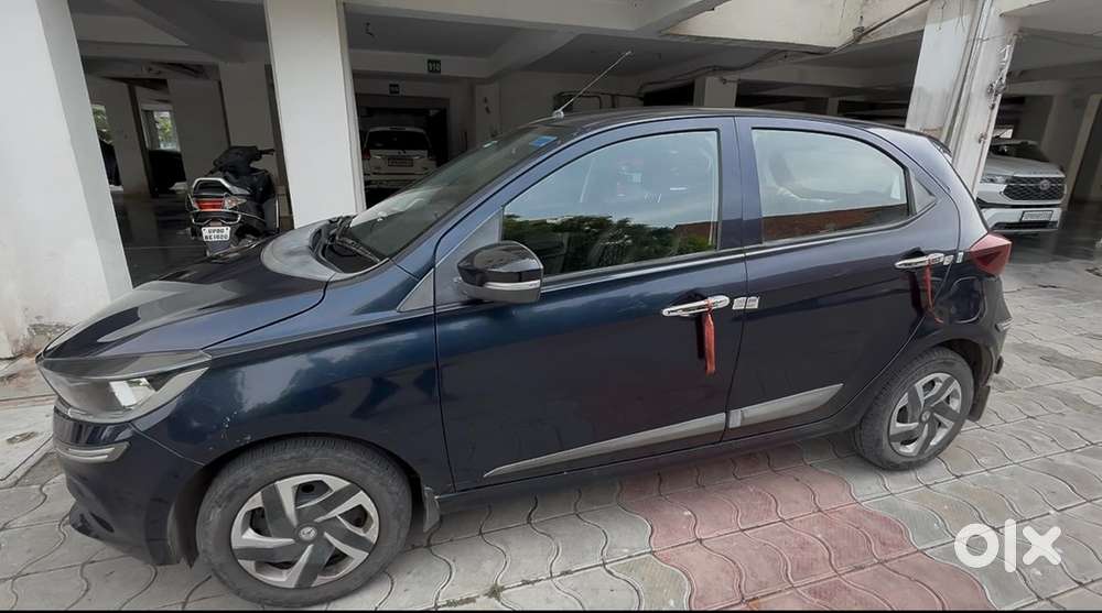 Tata Tiago 2023 Petrol