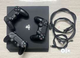 Ps4 under sale 10000 olx