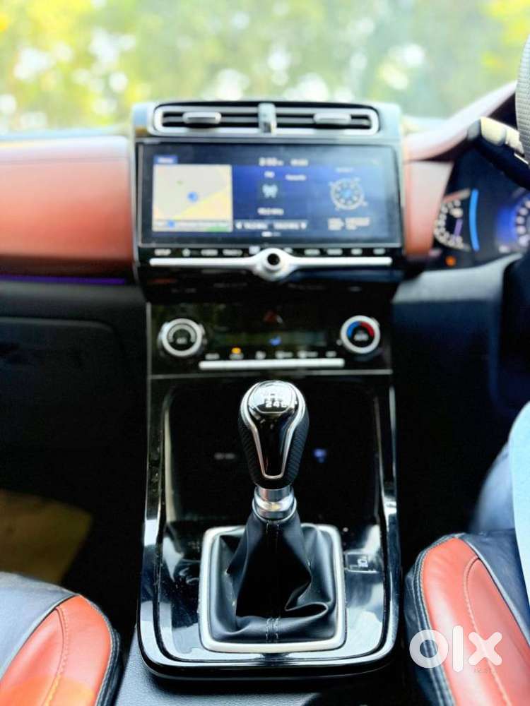 Hyundai Alcazar Prestige 7-seater, 2022, Petrol