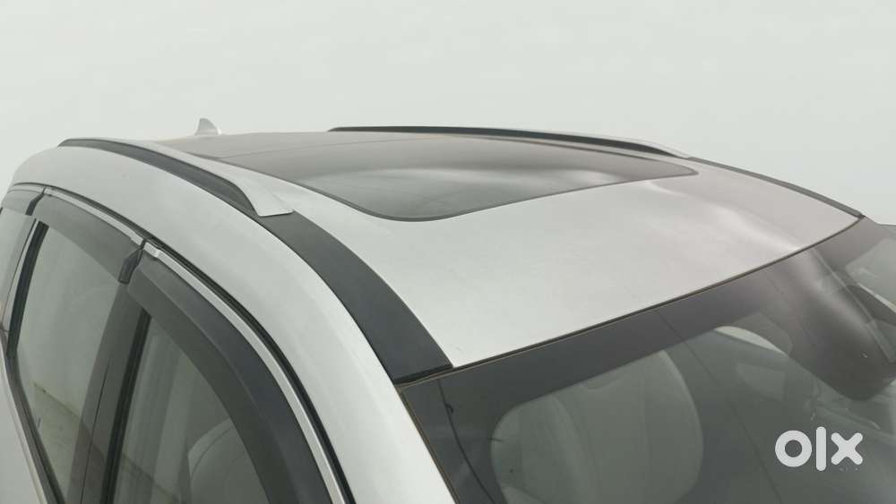 Mahindra Xuv700 2.0 Ax 7 Petrol At Str, 2023, Diesel