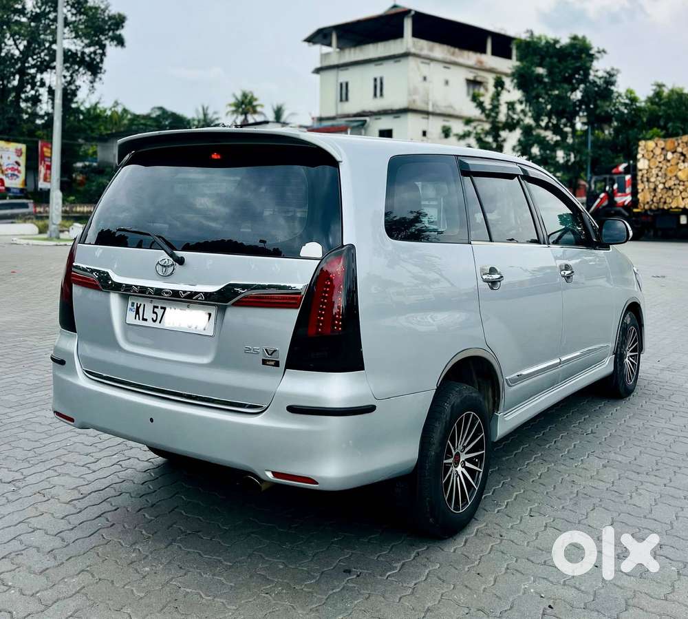Toyota Innova 2.5 V 7 Str, 2013, Diesel