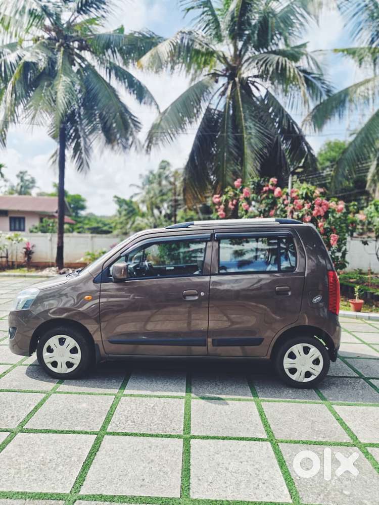 Maruti Suzuki Wagon R 1.0 Vxi Plus Amt, 2016, Petrol