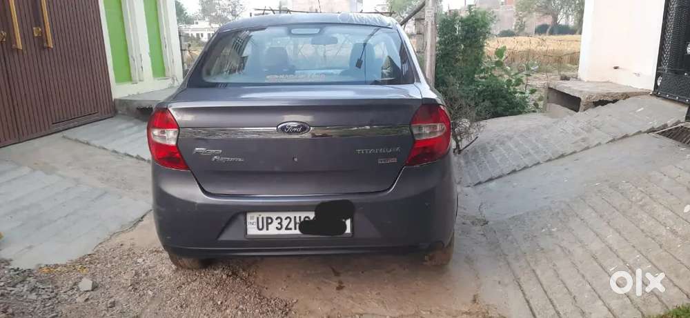 Ford Aspire Blu 2017