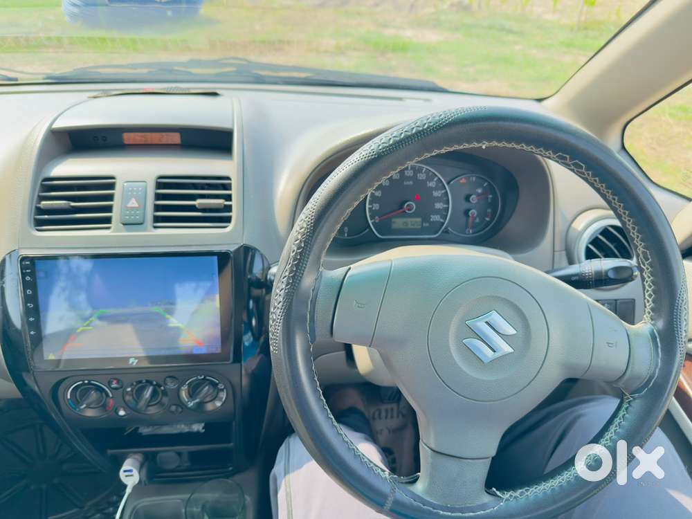 Maruti Suzuki Sx4 2011