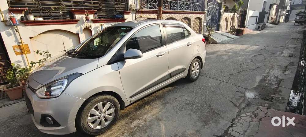 Xcent Sx 2016 Model, Rear Camera, Defogger. Well Maintained