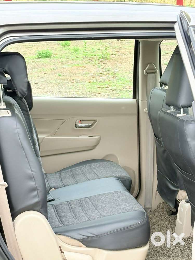 Maruti Suzuki Ertiga 1.5 Vxi, 2021, Petrol
