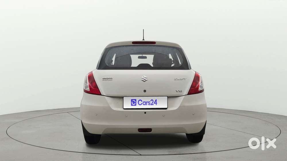 Maruti Suzuki Swift 2011-2014 Vxi, 2013, Petrol