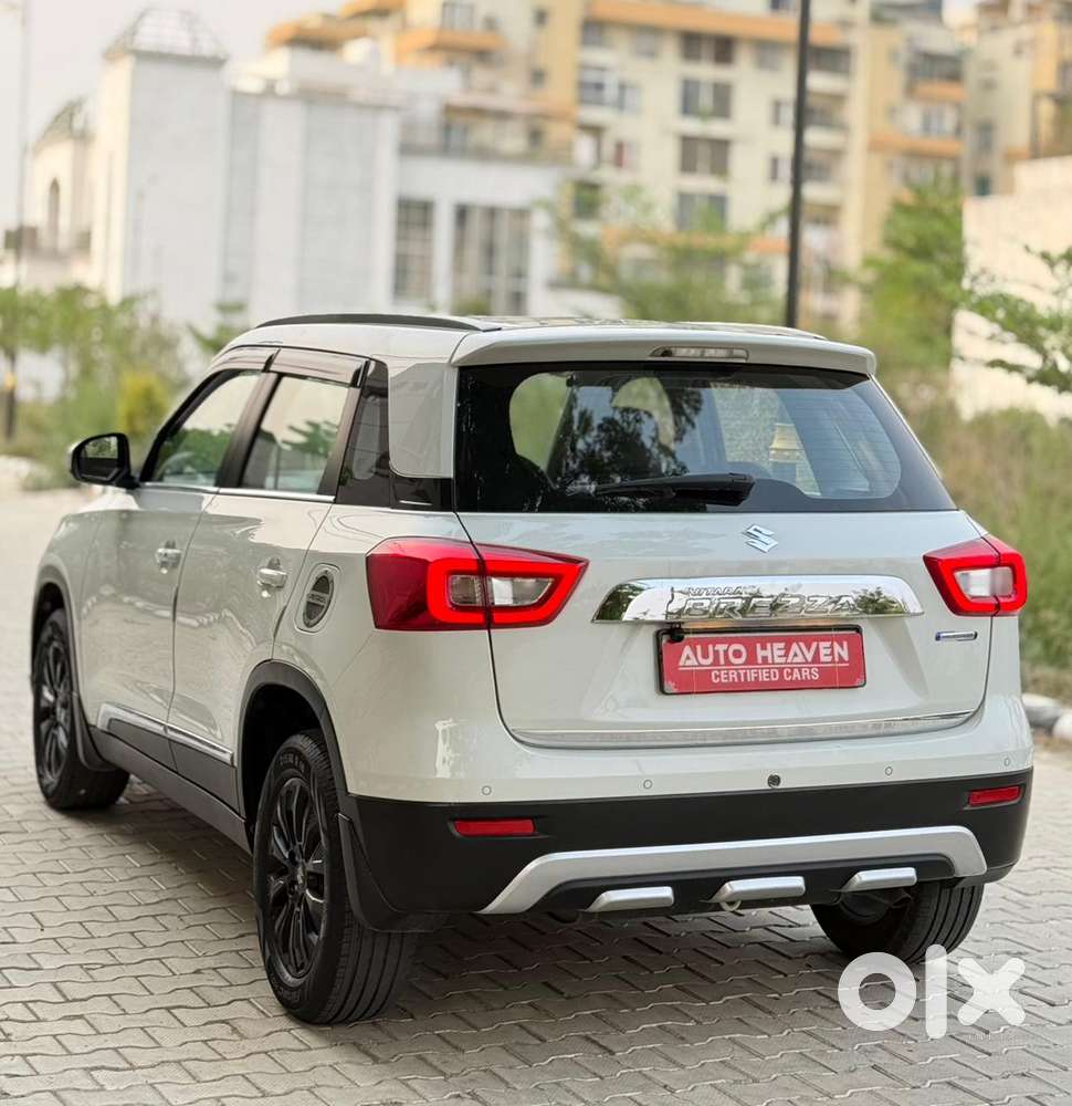 Maruti Suzuki Vitara Brezza 1.5 Zxi At, 2022, Petrol