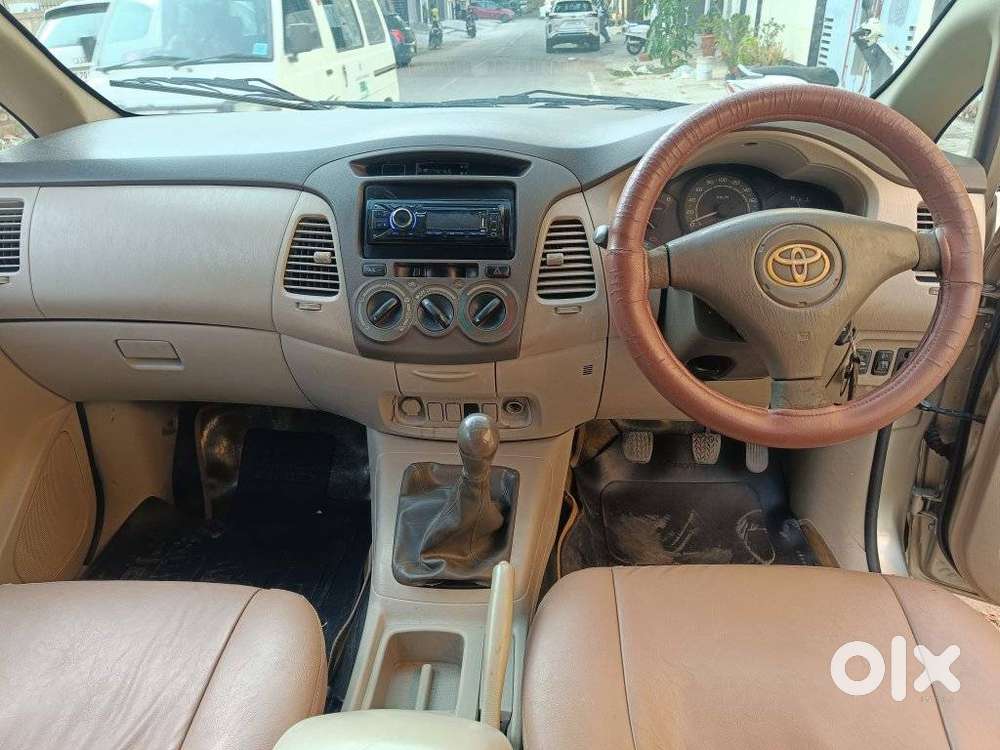 Toyota Innova 2.5 Gx 7 Str Bs-iii, 2009, Diesel